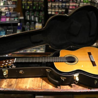 Takamine TH5C Hirade Series Classical Nylon String Concert Cutaway Acoustic/Electric Guitar 2010s - Natural Gloss image 7