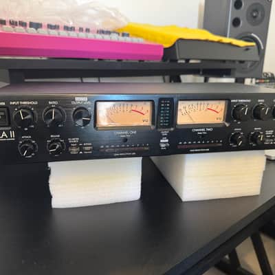 ART Pro VLA II 2-Channel Vactrol Compressor 2009 - Present - Black image 2
