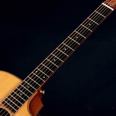 Taylor 710ce (2002 Made in the USA) Taylor Electro-Acoustic Acoustic Guitar [20020514120] (07/06) image 11