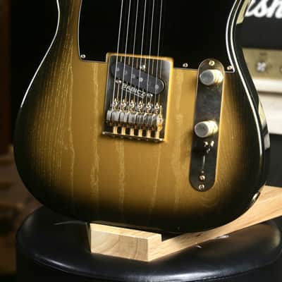Limited Edition Fender Telecaster TL-71, Made in Japan 2010-2011 - Gold Grain Burst image 3