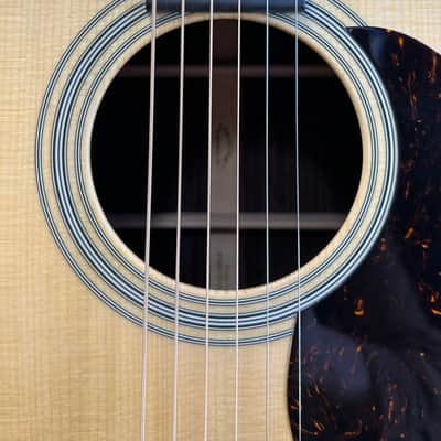 Martin D-28 Acoustic Guitar - Natural w/ Case image 4