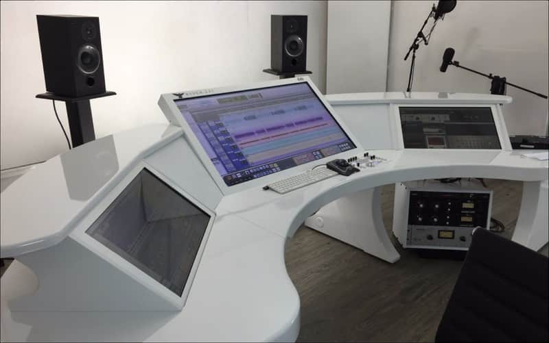 Slate Media Technology Raven Z3C Studio Mixer w/ Desk, includes MTX and (x2) MTI2 Mixers image 1
