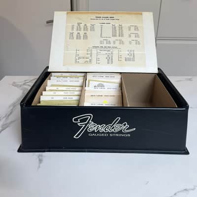 1970’s Fender Dealer Strings Display Rare Vintage Collector Stratocaster Telecaster Case Candy Jazz Bass Jaguar Jazzmaster Bild 2