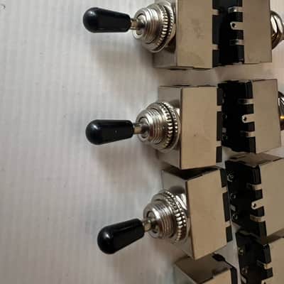 3 way Toggle box switches Lot of 10 image 2