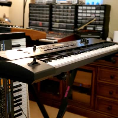 MUST SEE!!! ROLAND JUNO D FULLY INSPECTED SERVICED AND IN AMAZING CONDITION! image 8