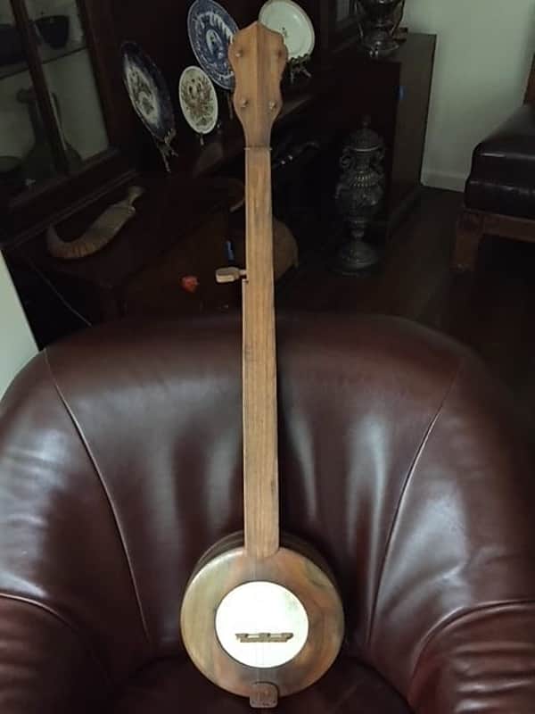 Pete Seeger owned and played mountain banjo sold payment pending image 1