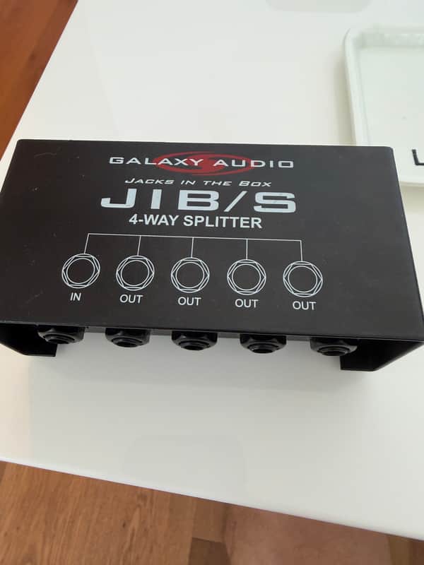 Galaxy Audio JIB/S 4-way splitter image 1
