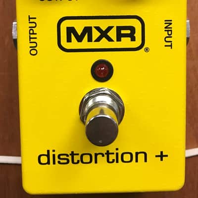 MXR M-104 DISTORTION + Guitar Effects Pedal image 1