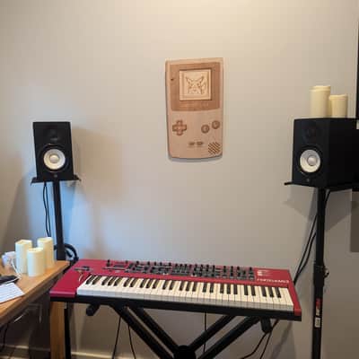 Nord Wave 2 61-Key 48-Voice Polyphonic Synthesizer 2013 - 2022 - Red image 3