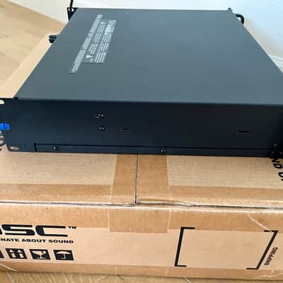 QSC PL340 Powerlight 3 Series Lightweight Rack-Mounted Power Amp 2010s - Black image 6