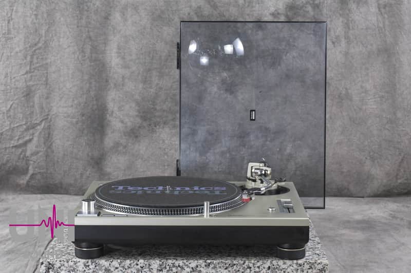 Technics SL-1200MK5 Silver Direct Drive DJ Turntable in Good Condition image 1