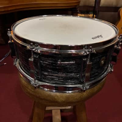 Ludwig LS908 Legacy Mahogany Jazz Festival Reissue 5.5x14" 8-Lug Snare Drum 2019 - Present - Vintage Black Oyster Pearl RINGO image 4