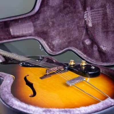 Gibson ES-120T 1963 - Three Tone Sunburst image 23