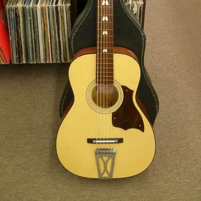 Harmony Stella Parlor H6128 image 1