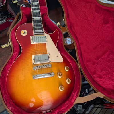 Gibson Les Paul Classic Plus Heritage Cherry Burst 2012 image 2