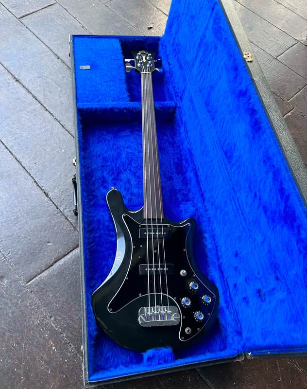 Guild B-302F Fretless Bass Guitar 1980 - Black image 1