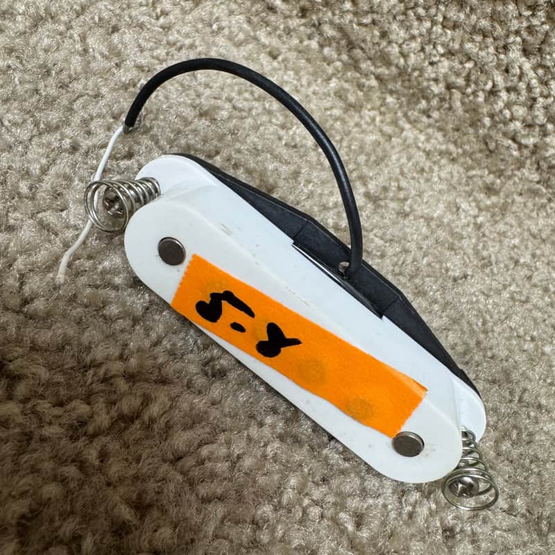 Gen Single Coil Pickup White Cover C image 1