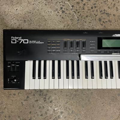 Roland D-70 76-Key Super LA Synthesizer 1990 - 1994 - Black