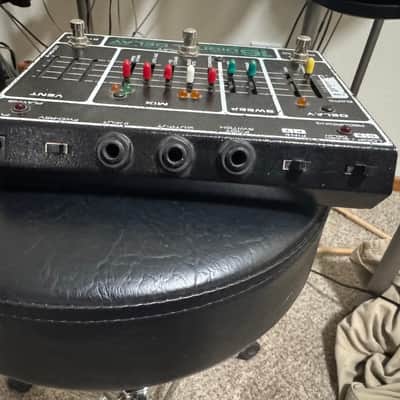Electro-Harmonix 16 Second Delay 2000’s - Multicolor image 4