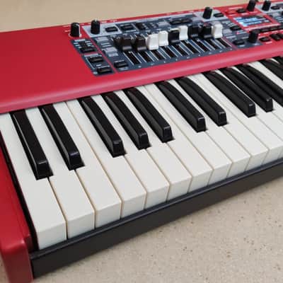 Nord Electro 6D SW61 Semi-Weighted 61-Key Digital Piano with bag and Synthcloud Libraries image 2