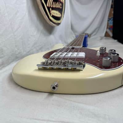 Ernie Ball Music Man 30th Anniversary Stingray sting ray 5 H Bass with Case 2018 - Translucent Buttercream / Roasted maple neck / maple fingerboard image 17