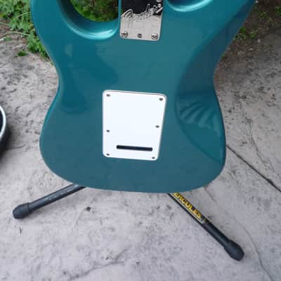 1995 NEW Fender American Standard Stratocaster with Matching Headstock, Rosewood Fretboard 1995 - Burgundy Mist image 9