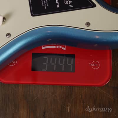 Fender Vintera Limited Edition Roadworn Stratocaster Lake Placid Blue image 12