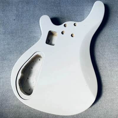 White 5 String Electric Bass Basswood Body image 4