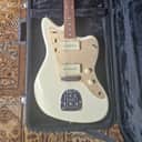 Fender Vintera '60s Jazzmaster with Pau Ferro Fretboard 2019 - 2023 - Olympic White