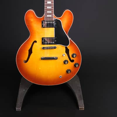 Gibson Larry Carlton Signature ES-335 2002 - 2015 - Carlton Burst image 10