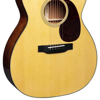 Martin 000-18 w/case image 2