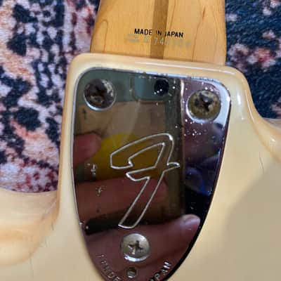 Fender ST-72  MIJ 1984-87 E SERIAL image 7