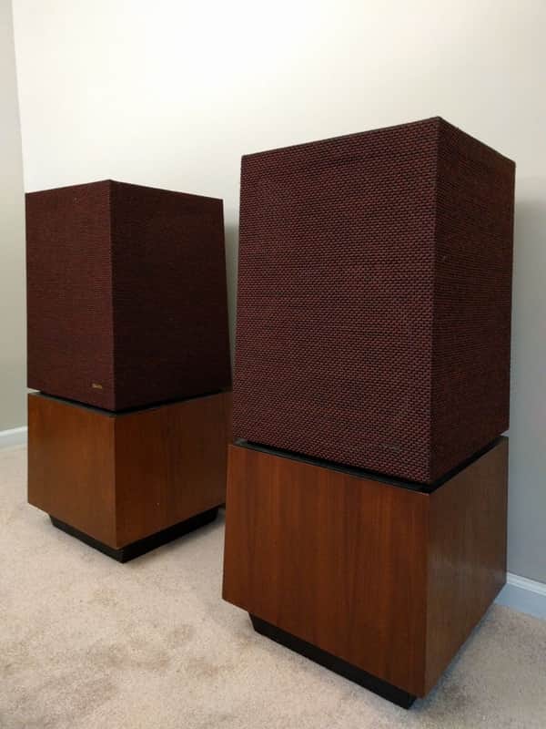 ESS AMT 1B  1976 Walnut Beautiful Shape Recently Professionally Refoamed image 1