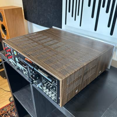 Marantz Model 2230 30-Watt Stereo Solid-State Receiver 1972 - 1974 - Silver with Wood Case image 9