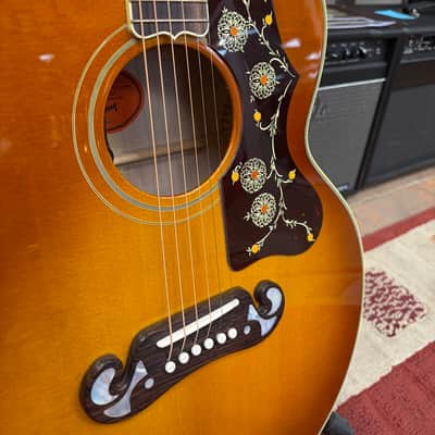 Gibson SJ-200 60's Original 2025 - present - Heritage Cherry Burst image 3