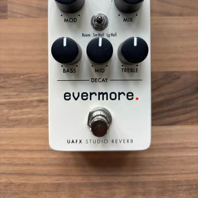 Universal Audio Evermore Studio Reverb 2023 - Present - Cream image 1