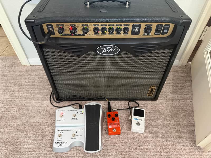 Peavey 60w Tube Convo 2019 - Celestion V30 and Pedal image 1