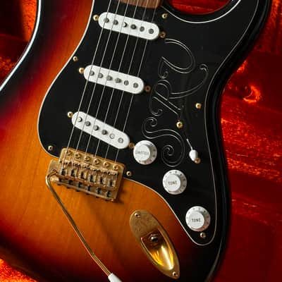 Fender Stratocaster SRV Stevie Ray Vaughan with Case image 4
