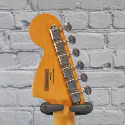 Squier Classic Vibe '70s Stratocaster with Laurel Fretboard 2021 - Present - Sonic Blue image 11