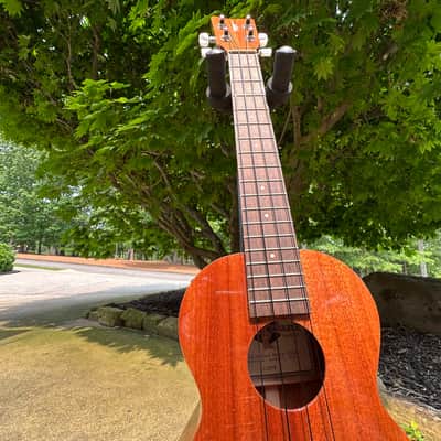 Kamaka HF-2LK 2014 - Koa Body, Mahogany Neck, Rosewood Fingerboard and Bridge image 3