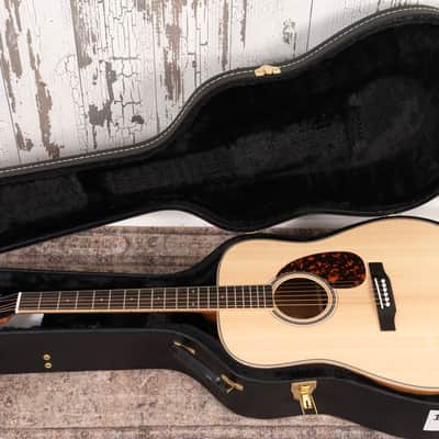 Larrivee D-40 Mahogany image 13