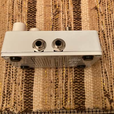 Electro-Harmonix Nano POG Polyphonic Octave Generator 2015 - Present - Red / White image 4