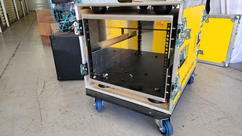 16u (8 per side) heavy duty rolling rack - yellow image 1