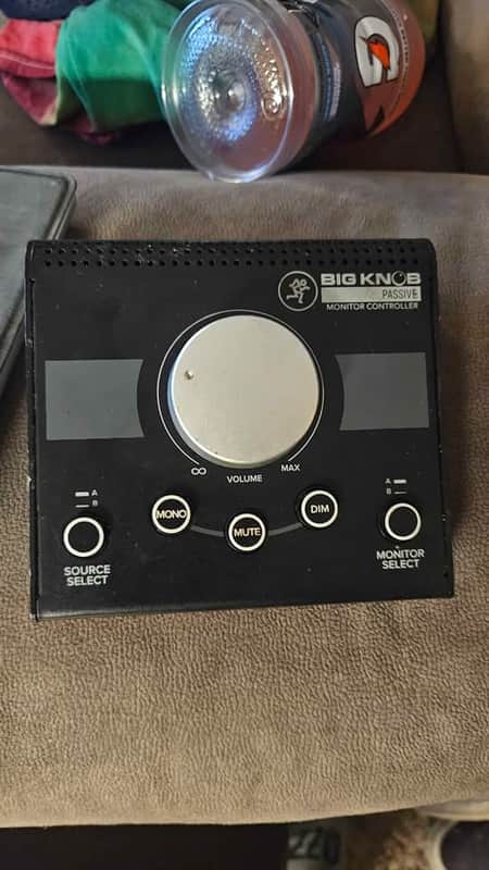 Mackie Big Knob Passive Monitr Controloler 2017 - Present - Black image 1