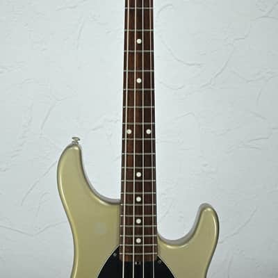 MUSIC MAN Sterling 4 Pearl Platinum 1999 [E01928] [12/22] image 10