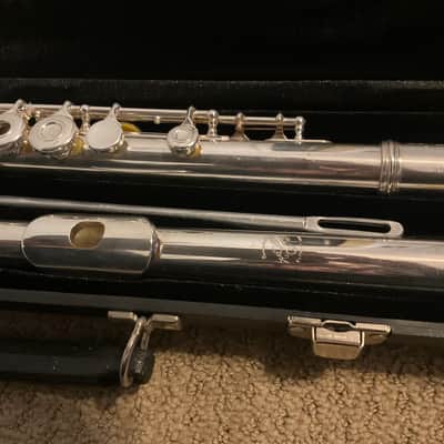Gemeinhardt Open Hole 3B - Silverplated Flute All New Pads, Case image 7