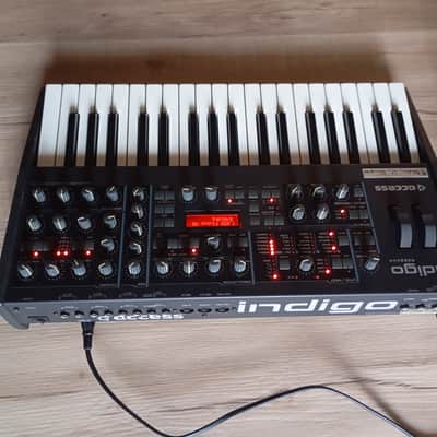 Access Virus Indigo 2 REDBACK LIMITED EDITION only 500 ever made! 37-Key Digital Synthesizer 2010s Black with signature image 12