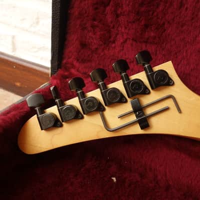 Kramer Baretta 1985 White image 6