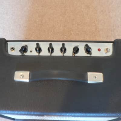 Fender Blues Junior 1991 - Black Tolex all original image 4