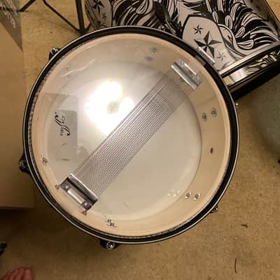 First Act MD7014 drums Evans heads, snare, kick, 1 rack and 1 floor tom image 9